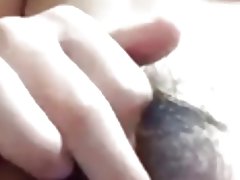 Pelut asiàtic masturbant